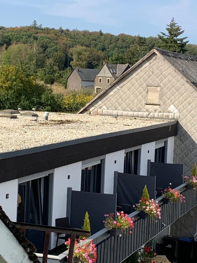 Bed and Breakfast Vina Am Ring Mannebach  Экстерьер фото