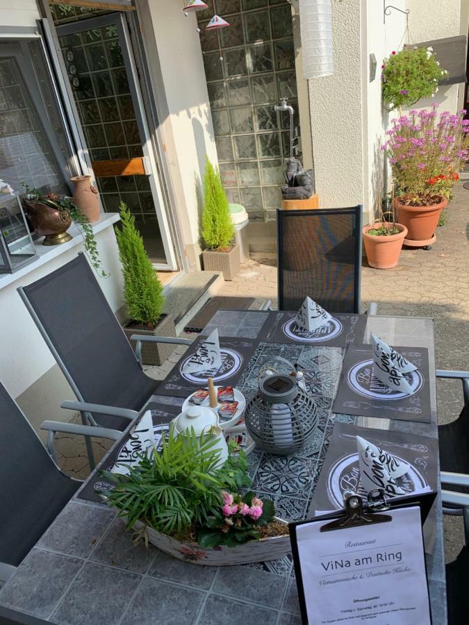 Bed and Breakfast Vina Am Ring Mannebach  Экстерьер фото