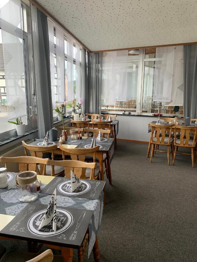 Bed and Breakfast Vina Am Ring Mannebach  Экстерьер фото